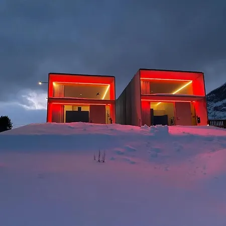 Oceanview Mini-house - Stunning Views * Ramberg