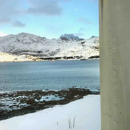 Oceanview Mini-house - Stunning Views Ramberg