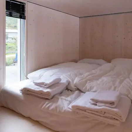 Oceanview Mini-house - Stunning Views * Ramberg