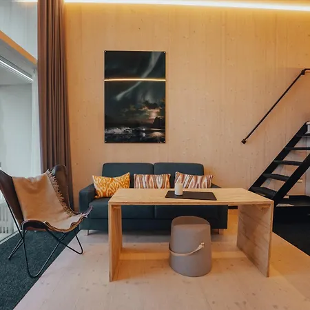 Oceanview Mini-house - Stunning Views Ramberg