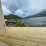 Oceanview Mini-house - Stunning Views Daire